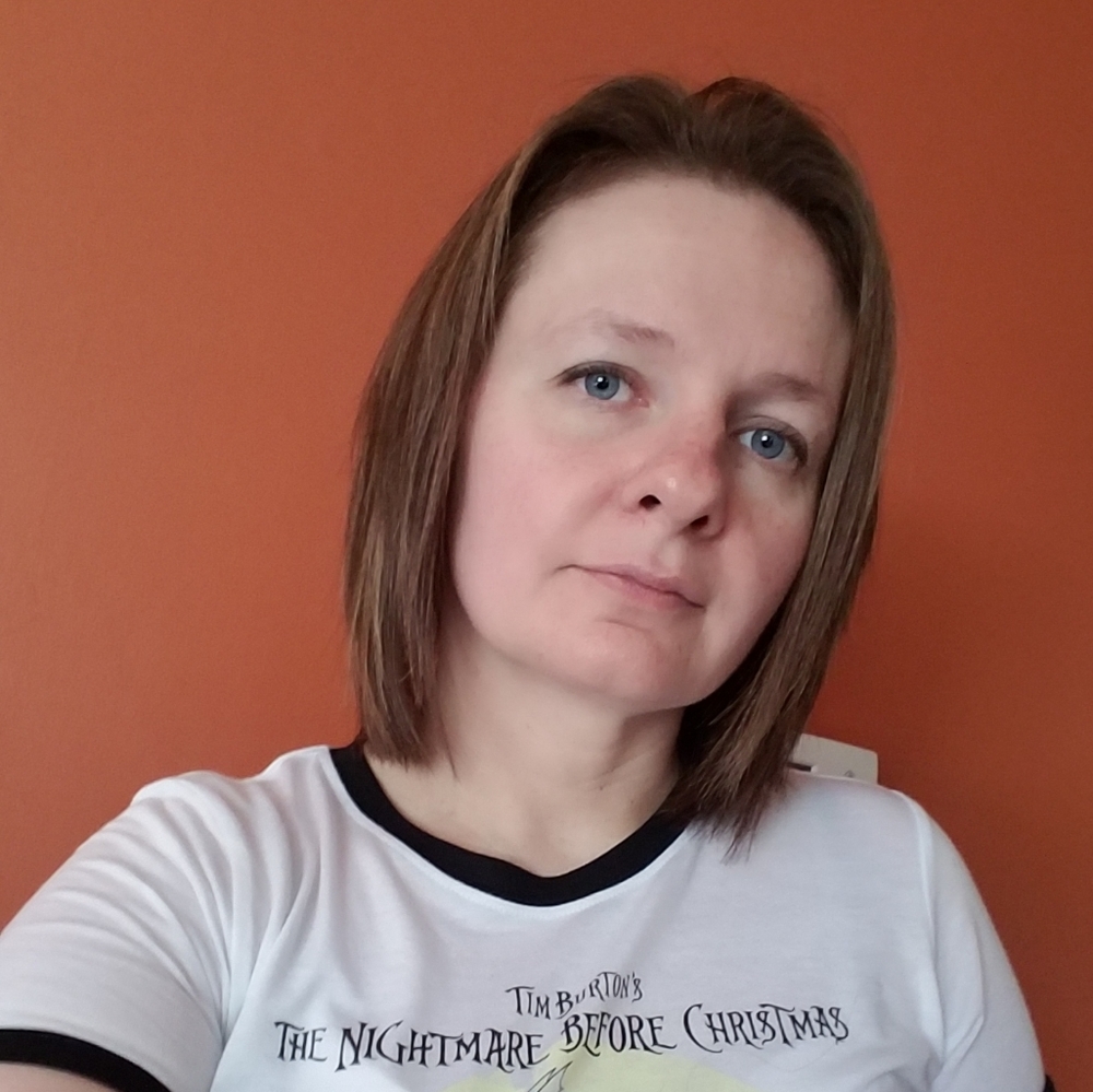 Meet your Posher, Carrie